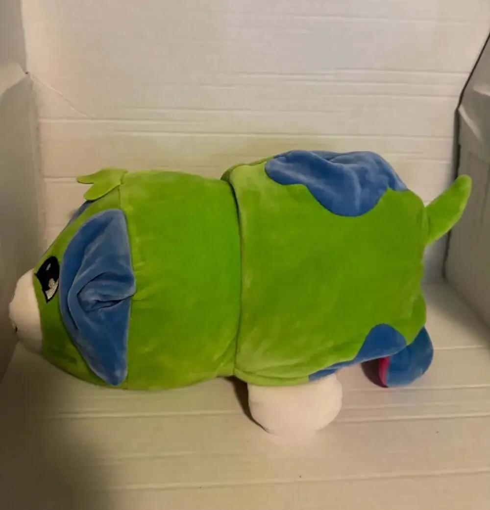 Flip A Zoo Mushmallows Reversible Katana Kitty Plush to Blue & Green Dog